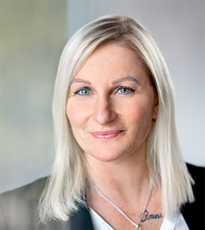 Nicole Martinek